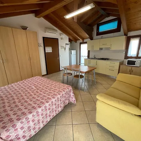 Mediterraneo - Agenzia Cocal 카오를레