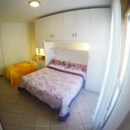 아파트 Mediterraneo - Agenzia Cocal 카오를레