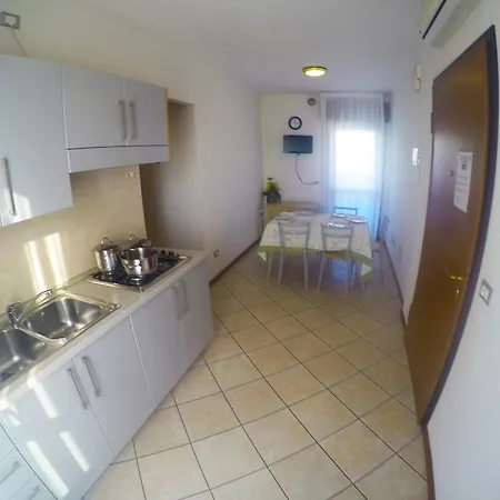 아파트 Mediterraneo - Agenzia Cocal